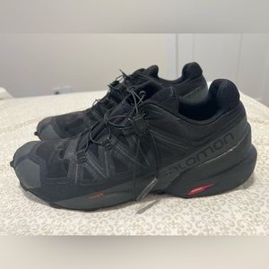 Men’s Salomon Speedcross size 9.5